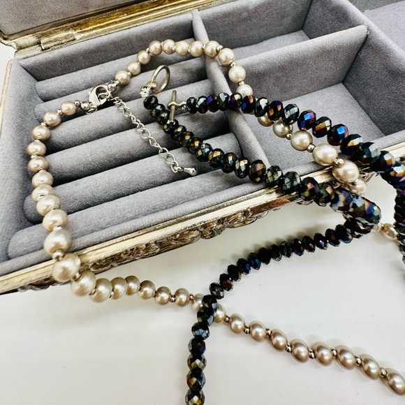 Beautiful Necklace lot - Picture 11 of 17